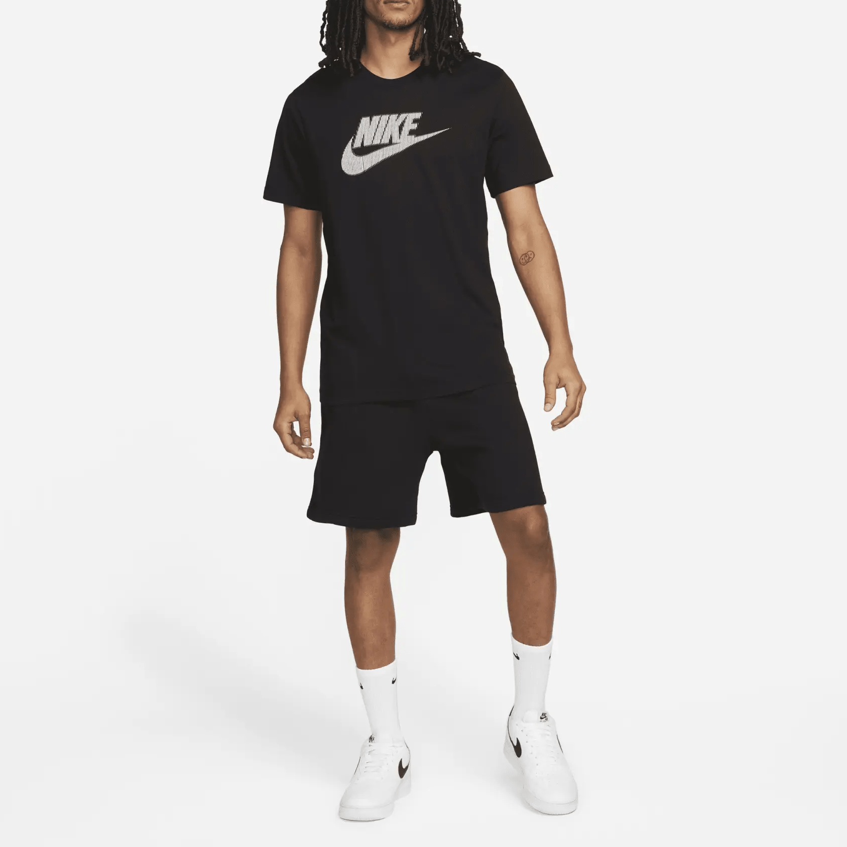 NIKE SPORTSWEAR HYBRID SHORT-SLEEVE T-SHIRT